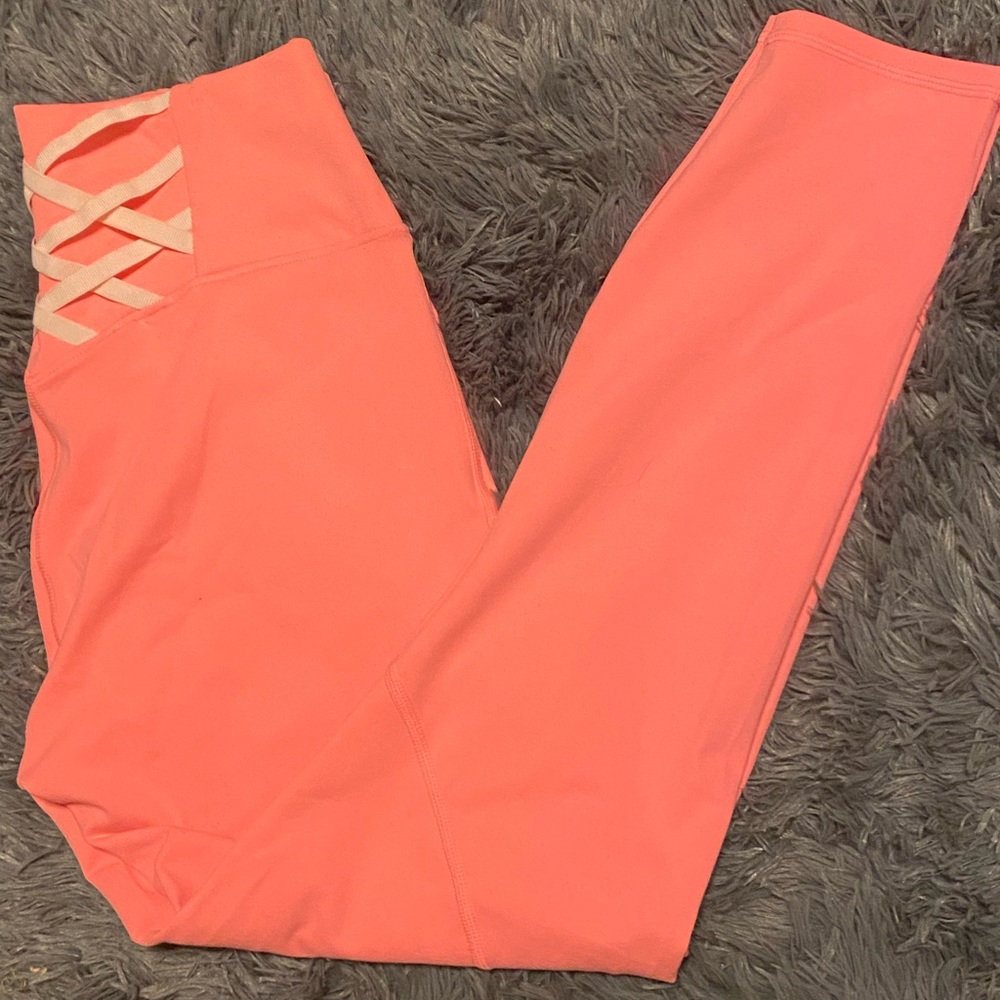 Coral PowerHold fabletics Leggings. Size M